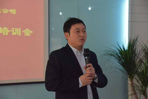 段董事长作总结讲话_副本.jpg